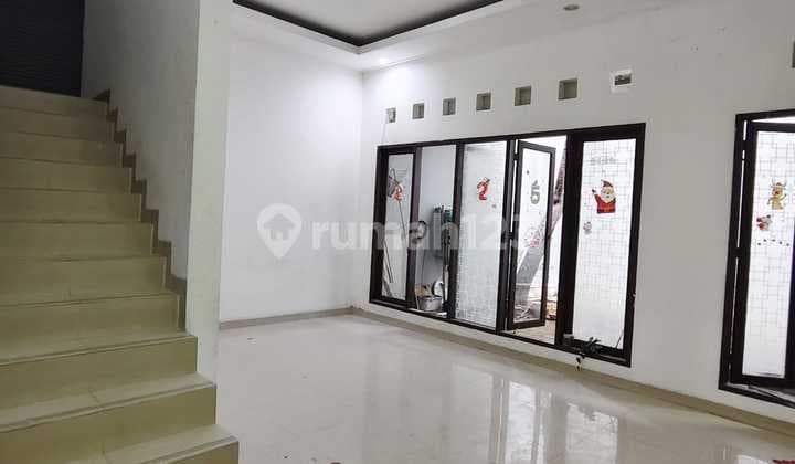 Disewakan Rumah Sunter 10 X 20 Rapi 2 Lantai Hanya 150Juta/Th