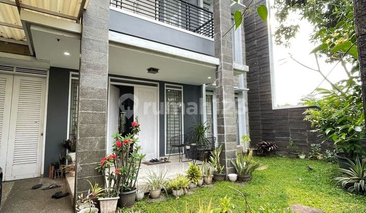 Dijual Rumah 2 Lantai di Batununggal