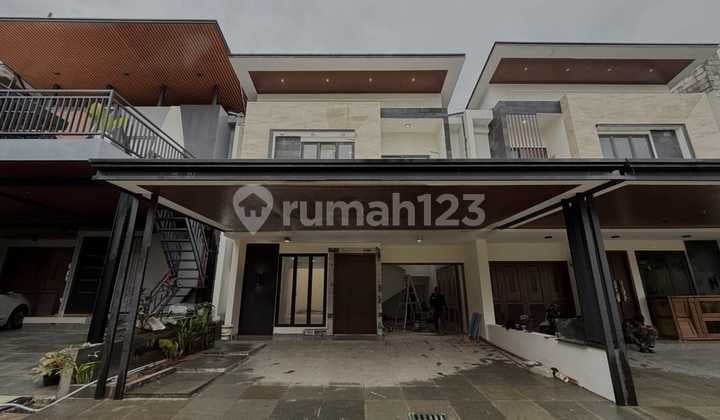 Rumah Mewah Murah 2 Lantai di Tanjung Barat Jakarta Selatan - Selangkah ke Stasiun Lenteng Agung