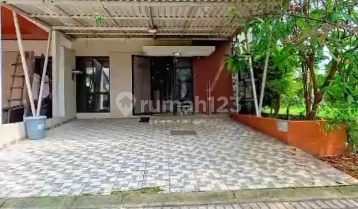 Rumah 2.5 Lantai di Casajardin Jakarta Bagus Siap Huni Bisa Nego