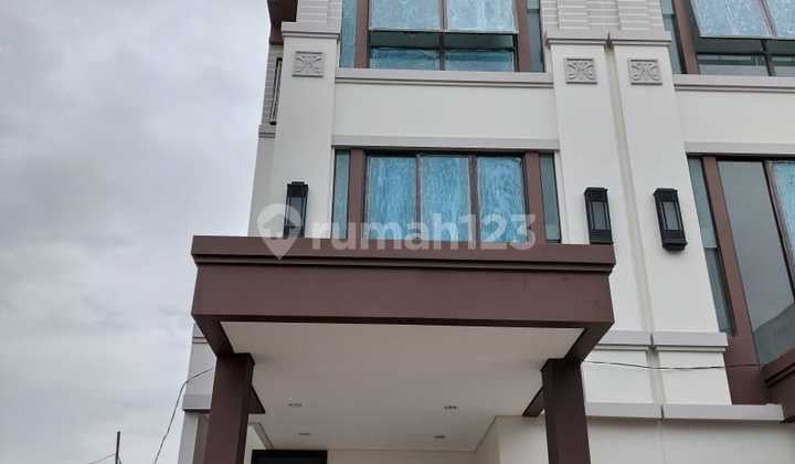 Rumah Osaka Daisan Lavon Bagus Kontrakan Unfurnished