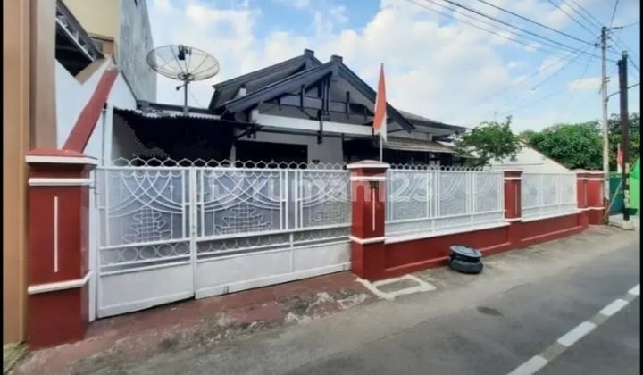 Rumah Luas Murah Terawat Strategis Tengah Kota Solo