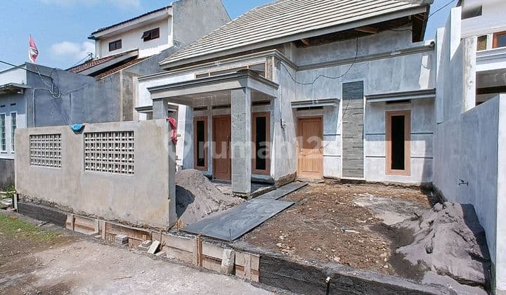 1 Unit Terakhir Rumah Modern Minimalis Di Perum 1 Muka Dekat Jln Mangesty Luas Tanah 119 M² Free Pagar Dan Kitchen Set (finishing)