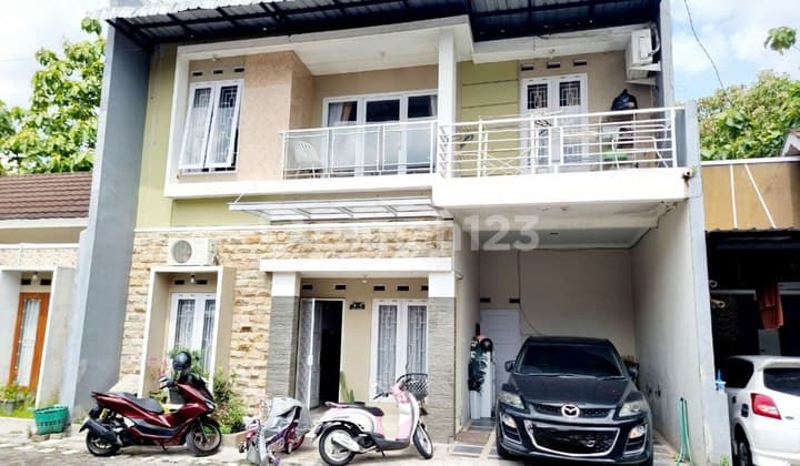 Rumah Cantik Nyaman Siap Huni Dalam Perumahan Cluster Colomadu