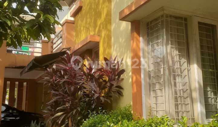 Rumah 2 Lantai Nyaman Bebas Banjir di Neo Catalonia BSD City, Tangerang Selatan