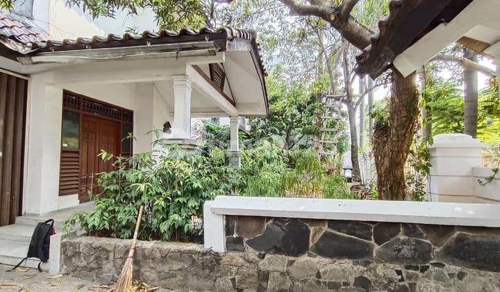 Dijual Murah Rumah Mewah 2,5 Lantai Di Moderland Kota Tangerang