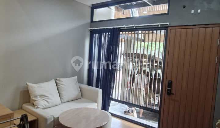Rumah Kontrakan Bagus Furnished di BSD, Tangerang Selatan
