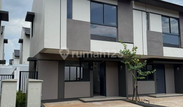 Rumah Kontrakan (Hoek Badan) Bagus Unfurnished di Park Serpong