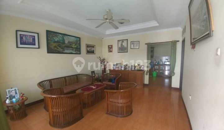 Rumah, 2 Lantai, SHM, di Mampang Prapatan