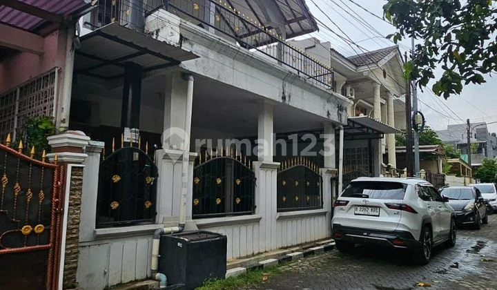 Nego Sampai Deal, Rumah Bagus 2 Lantai Bumi Satria Kencana Bekasi