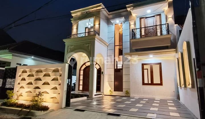 Rumah Mewah Dalam Komplek, Di Duren Sawit Jakarta Timur
