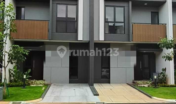 Rumah Premium di Summarecon Crown Gading, Bekasi