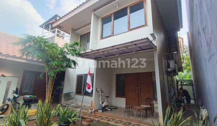 Rumah Besar 2 Lantai, Cilandak Belakang Citos, Jakarta Selatan