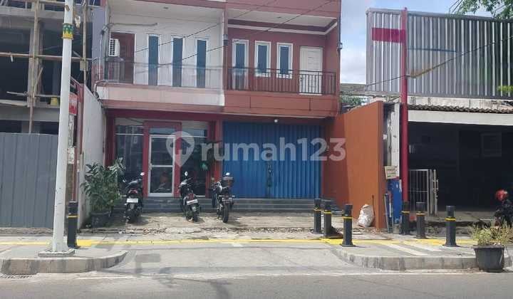 Ruko 2½ Lantai Siap Pakai di Pondok Kelapa, Jaktim