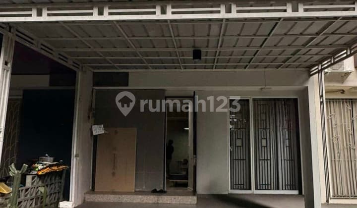 For Sale - Comfortable House in Fortune Terrace, Graha Raya