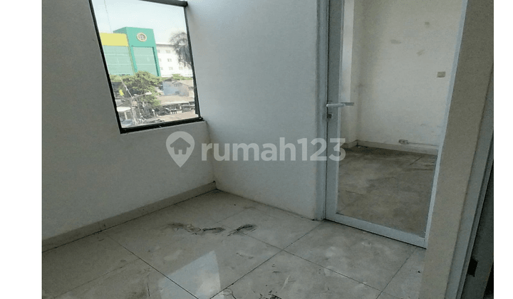 4-Story Shop House in Ciputat, South Tangerang