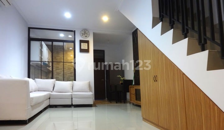 Disewakan Rumah East Asia Green Lake City 2 Lt 4 X 15 Full Furnish