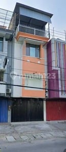 Ruko Raya Klampis 4 Lantai, Kondisi Bagus Siap Pakai