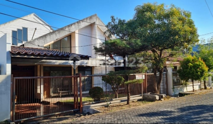 Rumah 1 Lantai Full Bangunan Siap Huni di Manyar Surabaya Rumah 1 Lantai Full Bangunan Siap Huni di Manyar Surabaya