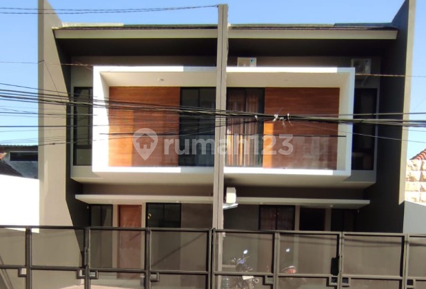 Rumah Sutorejo Prima Utara Sangat Strategis Dekat Raya Mulyosari