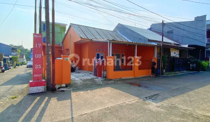 Disewakan Rumah Hook Puri Alam Kencana Dekat Stadion Pakansari Cibinong Bogor