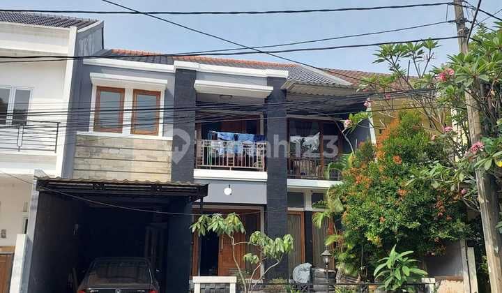 Rumah 2 Lantai Siap Huni Di Taman Lagunan Cibubur