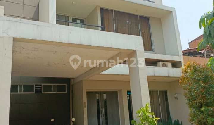 Rumah Modern Minimalis Siap Huni Di Raffles Hills Cibubur
