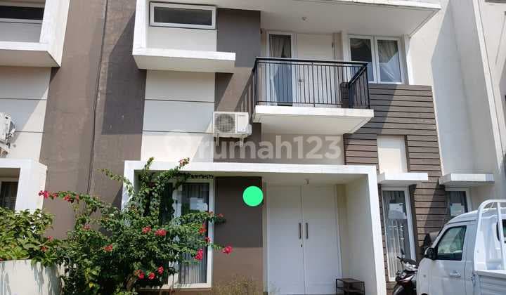 Rumah 2 Lantai Rapih Siap Huni Di Raffles Hills Cibubur