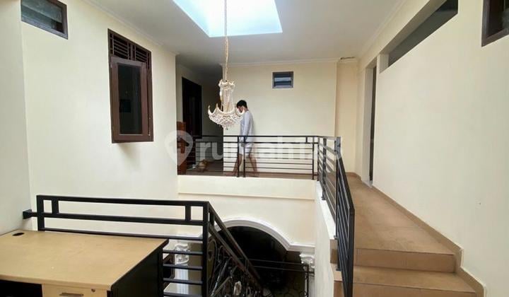 Rumah Kos 26 Kamar Di Cipayung Jakarta Timur