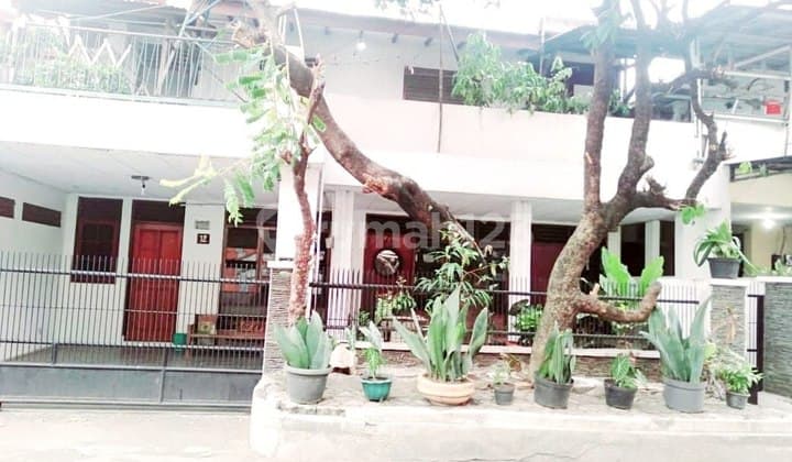 For Sale: House located in the Depkes Kramat Jati Complex, East Jakarta