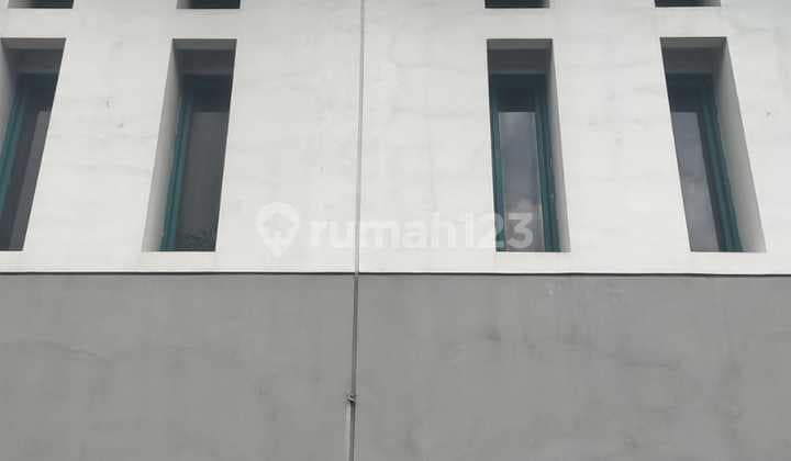 Di Jual Cepat Dan Murah, Ruko Cantik Dan Rapi Di Pondok Indah Sektor 3harga 19.5 M Nego