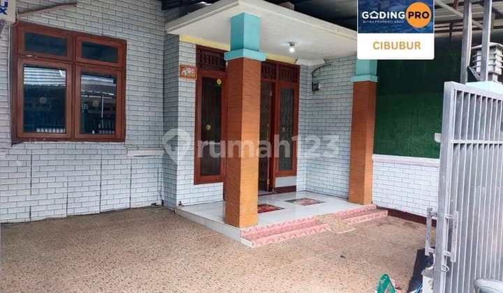 For Sale: Well-Maintained, Move-In Ready House in Pondok Ranggon