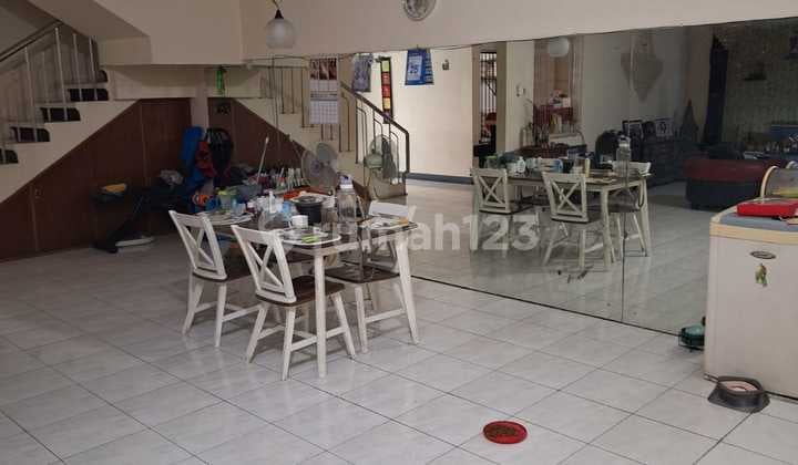 Earth Jewel Beautiful House