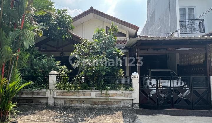 Rumah Asri di Bumi Karang Indah