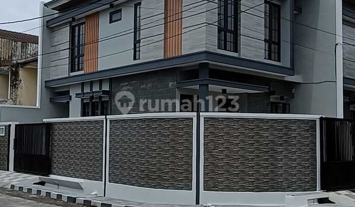 FOR SALE: CONTEMPORARY MINIMALIST BRAND-NEW HOUSE JUST A STEP AWAY FROM MERR MAIN ROAD