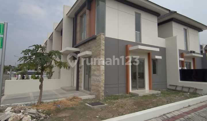 DIJUAL/DISEWAKAN CEPAT RUMAH SIAP HUNI GREENLAND RESIDENCE MENGANTI