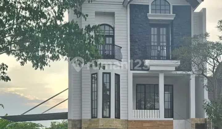 DIJUAL/DISEWAKAN RUMAH RENOV SIAP HUNI QUEENSTOWN CITRALAND