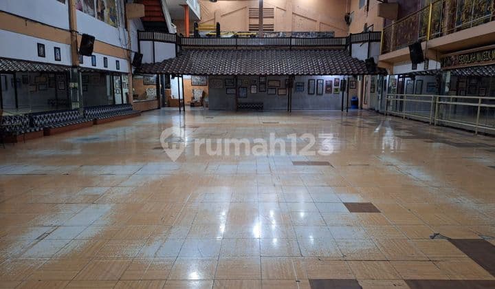 JUAL TANAH & BANGUNAN 4,5 LANTAI COCOK UNTUK KANTOR / TEMPAT BISNIS DI RAYA MANYAR SURABAYA