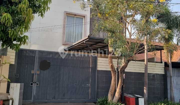 Dijual Rumah Mewah Siap Huni di Kendangsari – Surabaya