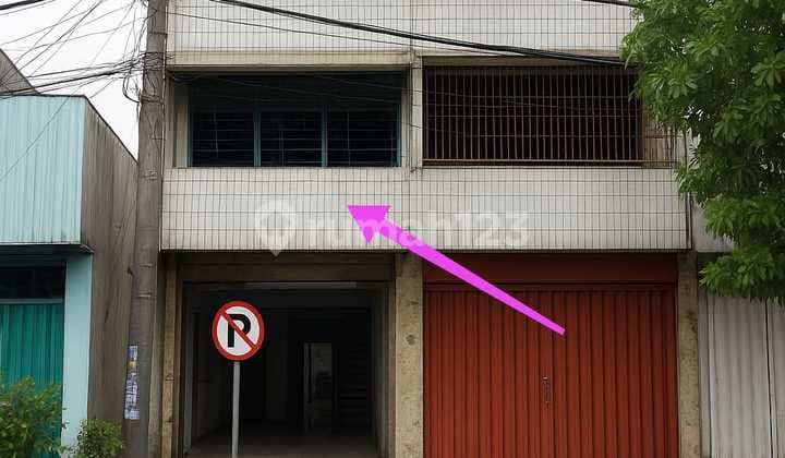 DIJUARL RUKO 4LT SIAP PAKAI DI PUSAT KOTA LOKASI SPER STRATEGIS