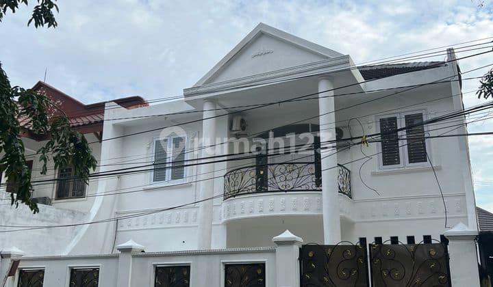 DIJUAL/SEWA RUMAH DI PUCANG ADI