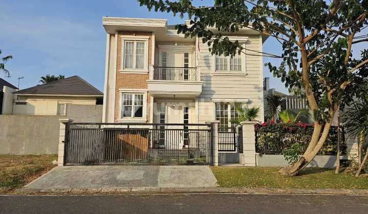 For Sale Bary Gress Ready-to-Live House in Royal Residence Outside the Richmond Cluster, Surabaya For Sale Bary Gress Ready-to-Live House in Royal Residence Outside the Richmond Cluster, Surabaya