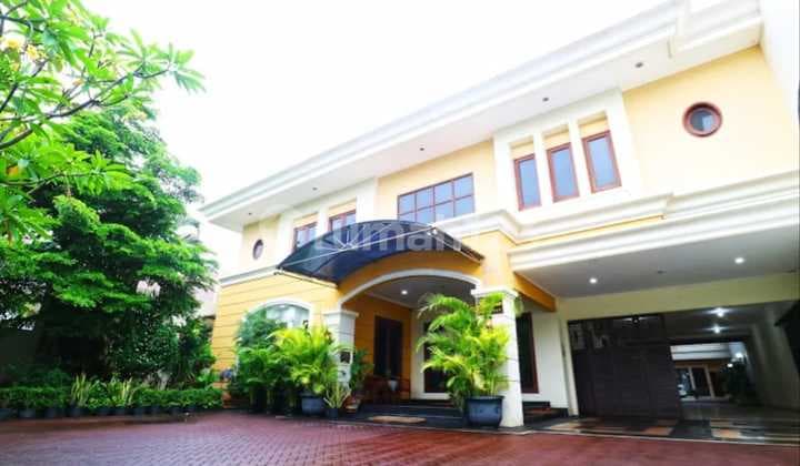 FOR SALE 2-STORY HOUSE IN READY-TO-OCCUPY COMMERCIAL AREA OF KERTAJAYA INDAH