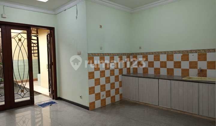 DISEWAKAN RUMAH RENOV SIAP HUNI VILLA BUKIT MAS CLUSTER PARIS