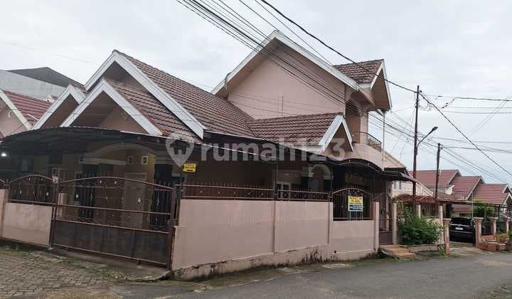 Rumah Bagus SHM di Telanaipura