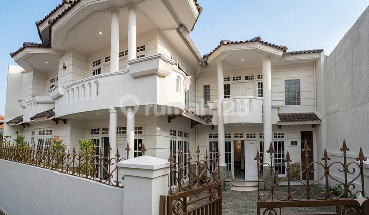 Rumah Besar Harga Menarik di Gunung Batu - Jarang Ada