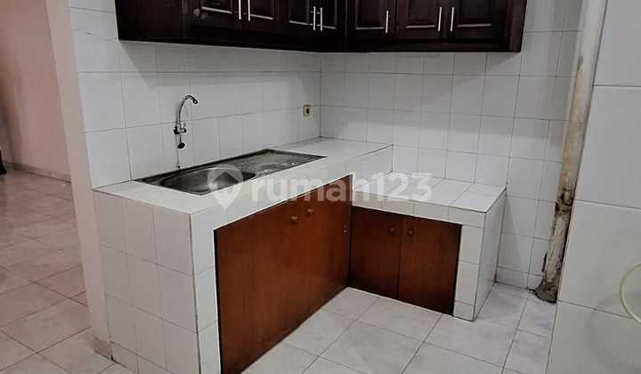 Di Jual Rumah Siap Huni Lokasi Kelapa Gading