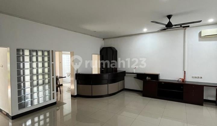 Rumah Disewakan di Janur Elok Kelapa Gading