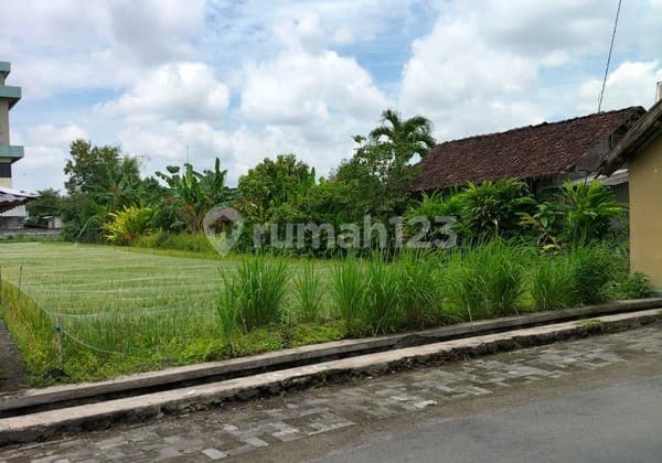 Dijual / Disewakan Tanah Strategis 979 Meter Persegi Dekat Wedang Kopi Prambanan di Maguwoharj, Depok, Sleman