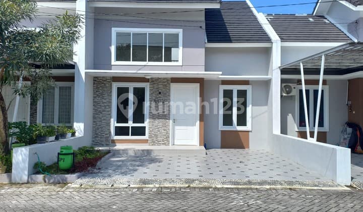 RUMAH DI PERUM GRIYA PURWO INDAH RESIDENCE KALASAN SLEMAN